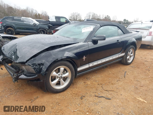 2007 Ford Mustang Deluxe with VIN 1ZVFT84N475361120, listed as a IAAI auction lot 41762540 with 167,848 mi miles and . Bid and sale history available at carsss.com. Image 2.