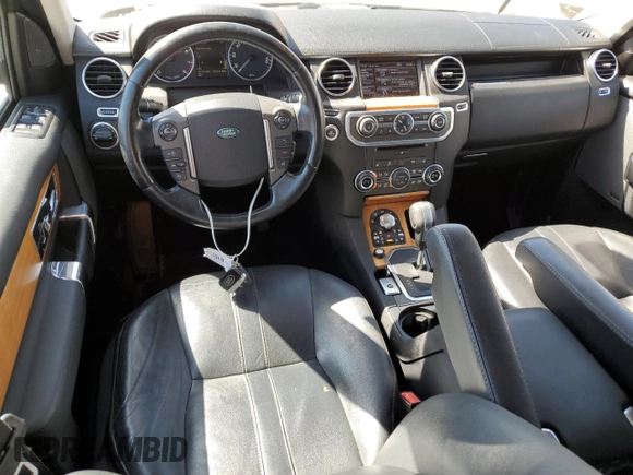 2013 Land Rover LR4 HSE with VIN SALAG2D43DA658302, listed as a Copart auction lot 54530325 with 130,614 mi miles and Salvage title. Bid and sale history available at DreamBid. Image 8.