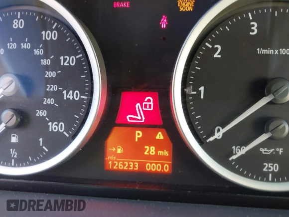 2004 BMW 6 Series 645Ci with VIN WBAEK73404B320188, listed as a IAAI auction lot 41341111 with 126,233 mi miles. Bid and sale history available at carsss.com. Image 7.