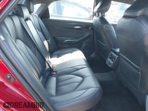 2020 Toyota Avalon Hybrid XLE z VIN 4T1J21FB6LU012708, wystawiony jako IAAI lot #42213957 z przebiegiem 60 295 mil mil oraz . Historia ofert i sprzedaży dostępna na DreamBid. Obrazek 8.