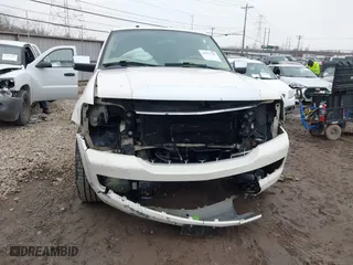 2007 Lincoln Navigator with VIN 5LMFU28567LJ13270, listed as a IAAI auction lot 41537706 with 206,707 mi miles. Bid and sale history available at carsss.com. Image 13.