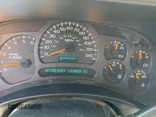 2003 GMC Sierra 1500 with VIN 2GTEC19X731239346, listed as a Copart auction lot 77679104 with 163,029 mi miles and Clean Title. Bid and sale history available at DreamBid. Image 8.