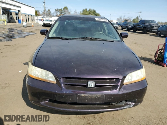 1998 Honda Accord EX z VIN 1HGCG6670WA227791, wystawiony jako Copart lot #49052565 z przebiegiem 159 332 mil mil oraz Szkoda całkowita • Salvage title. Historia ofert i sprzedaży dostępna na DreamBid. Obrazek 5.