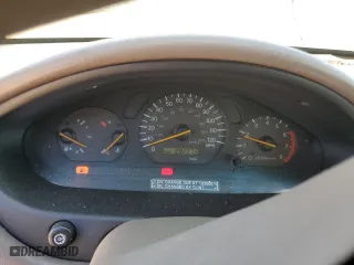 2001 Mitsubishi Galant ES with VIN 4A3AA46G41E084113, listed as a Copart auction lot 47468785 with 292,975 mi miles and Salvage Title. Bid and sale history available at carsss.com. Image 9.