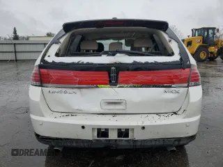 2009 Lincoln MKX with VIN 2LMDU68C99BJ09673, listed as a Copart auction lot 86646834 with 121,835 mi miles and Salvage Title. Bid and sale history available at DreamBid. Image 6.
