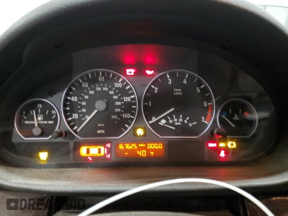 2001 BMW 3 Series 330i with VIN WBAAV53441JR80116, listed as a Copart auction lot 43047255 with 167,625 mi miles and Salvage Title. Bid and sale history available at carsss.com. Image 9.