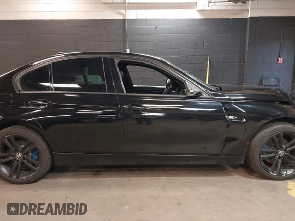 2014 BMW 3 Series 328i xDrive with VIN WBA3B5C54EP540944, listed as a IAAI auction lot 42105556 with 157,617 mi miles. Bid and sale history available at carsss.com. Image 13.