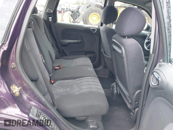 2005 Chrysler PT Cruiser Touring z VIN 3C4FY58BX5T568157, wystawiony jako IAAI lot #42246160 z przebiegiem 124 694 mil mil oraz . Historia ofert i sprzedaży dostępna na DreamBid. Obrazek 8.