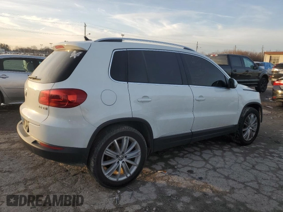 2014 Volkswagen Tiguan SEL с VIN WVGAV3AX2EW552280, выставлен на аукционе Copart как лот 85222224 с пробегом 109 761 миль миль и Списание • Salvage title. История ставок и продаж доступна на DreamBid. Изображение 3.