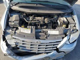 2006 Chrysler Town & Country LWB Limited with VIN 2A8GP64L96R797924, listed as a Copart auction lot 70880904 with 107,324 mi miles and Salvage Title. Bid and sale history available at carsss.com. Image 13.
