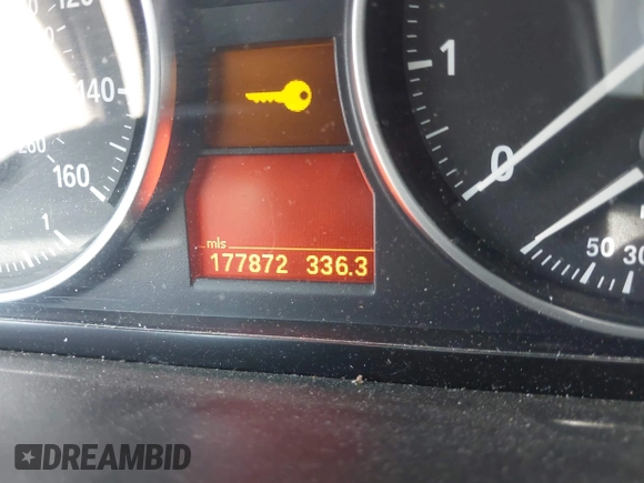 2009 BMW 3 Series 328i z VIN WBAPH73509A173870, wystawiony jako IAAI lot #42113515 z przebiegiem 177 872 mil mil oraz . Historia ofert i sprzedaży dostępna na DreamBid. Obrazek 15.