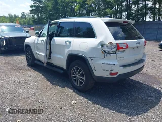 2017 Jeep Grand Cherokee Limited with VIN 1C4RJFBG5HC840867, listed as a IAAI auction lot 42662015 with 146,065 mi miles and . Bid and sale history available at DreamBid. Image 3.