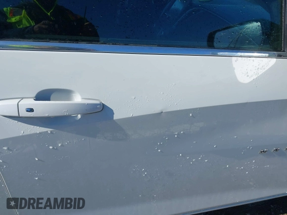 2016 Chevrolet Malibu LS z VIN 1G1ZB5ST5GF243762, wystawiony jako IAAI lot #42322879 z przebiegiem 172 926 mil mil oraz . Historia ofert i sprzedaży dostępna na DreamBid. Obrazek 17.
