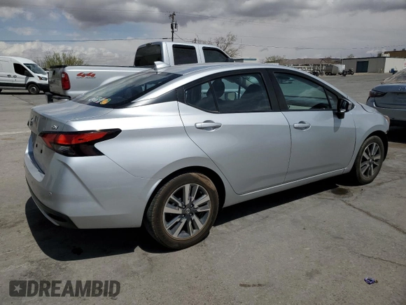 2021 Nissan Versa SV z VIN 3N1CN8EV1ML888089, wystawiony jako Copart lot #52027585 z przebiegiem 65 944 mil mil oraz Szkoda całkowita • Salvage title. Historia ofert i sprzedaży dostępna na DreamBid. Obrazek 3.