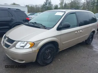 2005 Dodge Caravan SE with VIN 2D4GP24R95R324515, listed as a IAAI auction lot 42195916 with 185,491 mi miles and . Bid and sale history available at carsss.com. Image 2.