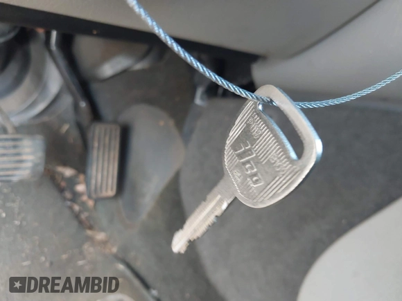 2002 Chevrolet TrailBlazer LS with VIN 1GNDS13SX22492128, listed as a IAAI auction lot 41773224 with 207,817 mi miles and . Bid and sale history available at DreamBid. Image 11.