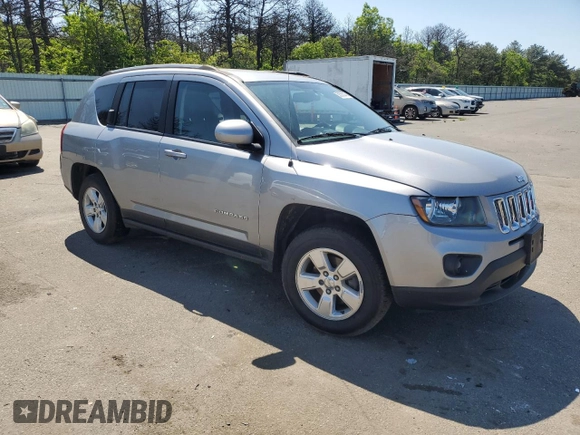 2017 Jeep Compass High Altitude with VIN 1C4NJCEA0HD147820, listed as a Copart auction lot 58565245 with 120,197 mi miles and Salvage title. Bid and sale history available at DreamBid. Image 4.