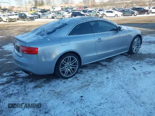 2015 Audi S5 Premium Plus with VIN WAUCGAFR8FA039309, listed as a IAAI auction lot 41363365 with 130,930 mi miles. Bid and sale history available at carsss.com. Image 4.