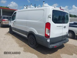 2017 Ford Transit z VIN 1FTYE1YMXHKA11900, wystawiony jako IAAI lot #42481313 z przebiegiem 197 231 mil mil oraz . Historia ofert i sprzedaży dostępna na DreamBid. Obrazek 3.