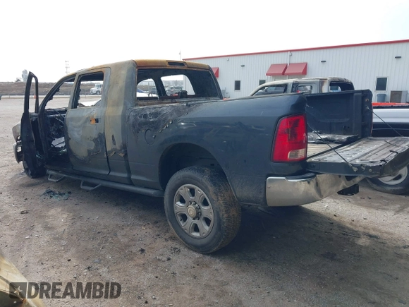 2014 Ram 2500 with VIN 3C6TR5MT7EG125012, listed as a IAAI auction lot 41501509 with Not provided miles and . Bid and sale history available at DreamBid. Image 3.