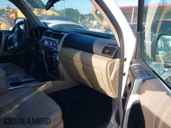 2011 Toyota 4Runner SR5 with VIN JTEZU5JR2B5014781, listed as a IAAI auction lot 42231932 with 124,646 mi miles and . Bid and sale history available at DreamBid. Image 5.