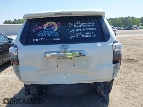 2015 Toyota 4Runner Limited with VIN JTEBU5JR0F5257299, listed as a IAAI auction lot 42029367 with 172,322 mi miles and . Bid and sale history available at carsss.com. Image 17.