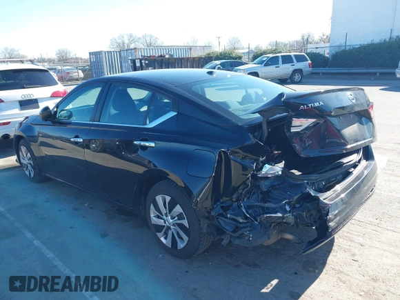 2020 Nissan Altima 2.5 S with VIN 1N4BL4BV5LC175000, listed as a IAAI auction lot 41761083 with 140,800 mi miles. Bid and sale history available at carsss.com. Image 3.
