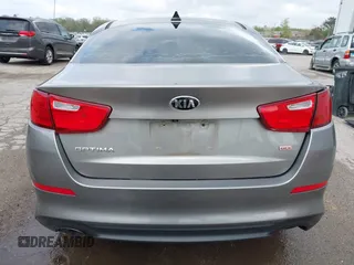 2015 Kia Optima LX z VIN 5XXGM4A78FG382856, wystawiony jako IAAI lot #42170669 z przebiegiem 101 964 mil mil oraz . Historia ofert i sprzedaży dostępna na DreamBid. Obrazek 16.