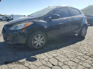 2013 Mazda Mazda2 Sport with VIN JM1DE1KZ2D0163324, listed as a Copart auction lot 50420565 with 184,184 mi miles and Salvage Title. Bid and sale history available at carsss.com. Image 1.