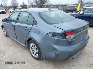 2021 Toyota Corolla LE with VIN 5YFEPMAE0MP228191, listed as a IAAI auction lot 41909486 with 66,374 mi miles. Bid and sale history available at carsss.com. Image 3.