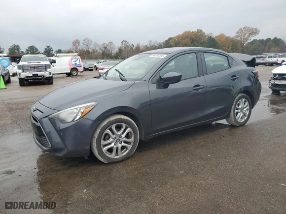 2018 Toyota Yaris iA with VIN 3MYDLBYV9JY330555, listed as a Copart auction lot 84084264 with 163,054 mi miles and Salvage Title. Bid and sale history available at carsss.com. Image 1.