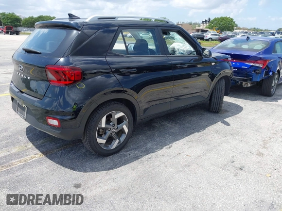 2021 Hyundai Venue SEL with VIN KMHRC8A31MU115576, listed as a IAAI auction lot 42007089 with 66,571 mi miles and . Bid and sale history available at DreamBid. Image 4.