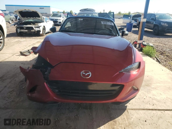 2017 Mazda MX-5 Miata Grand Touring z VIN JM1NDAD75H0123585, wystawiony jako Copart lot #50301715 z przebiegiem Nie podano mil oraz Szkoda całkowita • Salvage title. Historia ofert i sprzedaży dostępna na DreamBid. Obrazek 5.