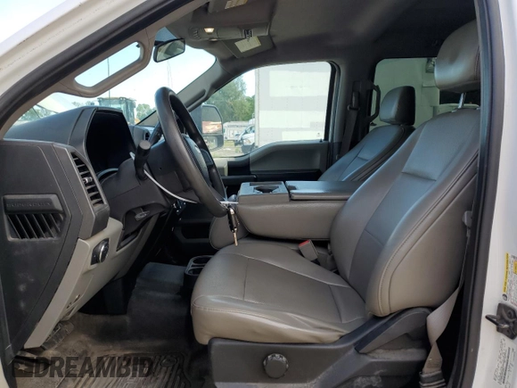 2018 Ford F-250 XL with VIN 1FT7W2B64JEC03990, listed as a Copart auction lot 61021315 with 208,711 mi miles and Clean title. Bid and sale history available at DreamBid. Image 7.