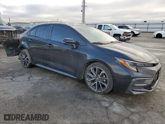 2020 Toyota Corolla SE with VIN JTDS4RCE6LJ040087, listed as a Copart auction lot 49458955 with 68,400 mi miles and Salvage Title. Bid and sale history available at carsss.com. Image 4.
