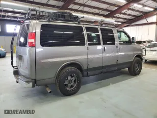 2006 GMC Savana Cargo Van YF7 Upfitter with VIN 1GDFH15T461162417, listed as a Copart auction lot 72986914 with 147,424 mi miles and Clean Title. Bid and sale history available at carsss.com. Image 3.