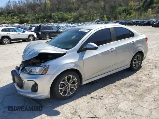 2019 Chevrolet Sonic LT z VIN 1G1JD5SB3K4134980, wystawiony jako Copart lot #52394775 z przebiegiem 57 586 mil mil oraz Szkoda całkowita • Salvage title. Historia ofert i sprzedaży dostępna na DreamBid. Obrazek 1.