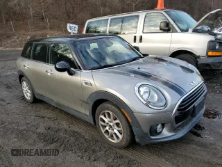 2017 MINI Clubman Cooper with VIN WMWLU1C38H2F28740, listed as a Copart auction lot 86866734 with 81,036 mi miles and Salvage Title. Bid and sale history available at carsss.com. Image 4.