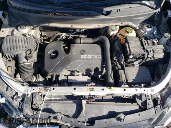 2018 Chevrolet Equinox LT with VIN 2GNAXJEV0J6230163, listed as a Copart auction lot 50053425 with 107,149 mi miles and Salvage Title. Bid and sale history available at carsss.com. Image 12.