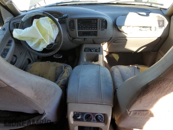 2001 Ford Expedition Eddie Bauer с VIN 1FMRU17WX1LB77470, выставлен на аукционе Copart как лот 86976254 с пробегом Не указан миль и На запчасти • Non repairable. История ставок и продаж доступна на DreamBid. Изображение 8.