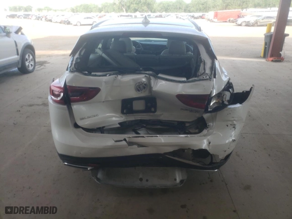 2018 Buick Regal TourX Essence with VIN W04GV8SX8J1102810, listed as a Copart auction lot 41431955 with 22,503 mi miles and Salvage Title. Bid and sale history available at carsss.com. Image 6.