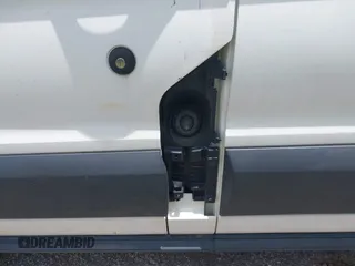 2018 Ford Transit с VIN 1FTYR1ZM8JKA50770, выставлен на аукционе IAAI как лот 42422460 с пробегом 148 735 миль миль и . История ставок и продаж доступна на DreamBid. Изображение 6.
