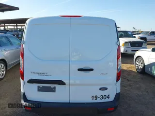 2019 Ford Transit Connect XLT z VIN NM0LS7F28K1415666, wystawiony jako IAAI lot #42009567 z przebiegiem 18 930 mil mil oraz . Historia ofert i sprzedaży dostępna na DreamBid. Obrazek 16.