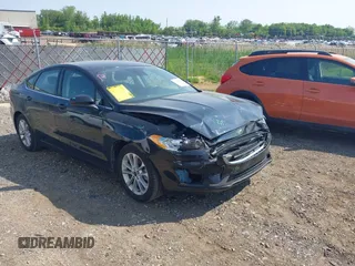 2020 Ford Fusion SE с VIN 3FA6P0HD8LR109376, выставлен на аукционе IAAI как лот 42406567 с пробегом 58 584 миль миль и . История ставок и продаж доступна на DreamBid. Изображение 1.