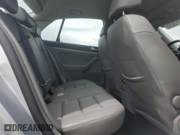 2008 Volkswagen Jetta SE with VIN 3VWRM71K38M022441, listed as a Copart auction lot 60139205 with 153,988 mi miles and Non repairable. Bid and sale history available at DreamBid. Image 10.