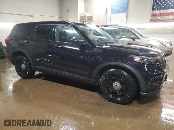 2022 Ford Police Interceptor Utility z VIN 1FM5K8AW1NNA01987, wystawiony jako Copart lot #45993075 z przebiegiem 58 342 mil mil oraz Szkody całkowita. Historia ofert i sprzedaży dostępna na DreamBid. Obrazek 4.