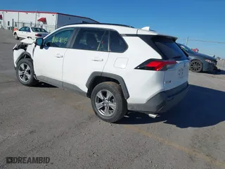 2022 Toyota RAV4 XLE with VIN 2T3P1RFVXNW250254, listed as a IAAI auction lot 41691335 with 81,331 mi miles. Bid and sale history available at carsss.com. Image 3.