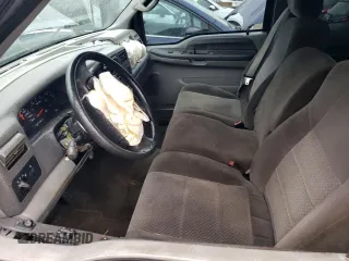 2002 Ford F-250 XL z VIN 1FTNX20L32EC44304, wystawiony jako Copart lot #60836194 z przebiegiem Nie podano mil oraz Szkoda całkowita • Salvage title. Historia ofert i sprzedaży dostępna na DreamBid. Obrazek 7.