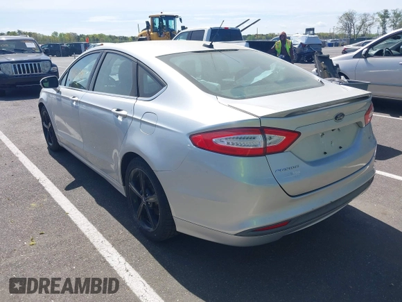 2016 Ford Fusion SE with VIN 3FA6P0H77GR125519, listed as a IAAI auction lot 42151384 with 248,933 mi miles and . Bid and sale history available at carsss.com. Image 3.