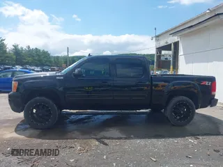2011 GMC Sierra 1500 SLT with VIN 3GTP2WE34BG283175, listed as a IAAI auction lot 42681744 with 124,863 mi miles and . Bid and sale history available at DreamBid. Image 14.